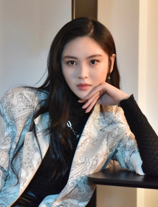 Thần Ấn Vương Tọa: Bạch Nguyệt