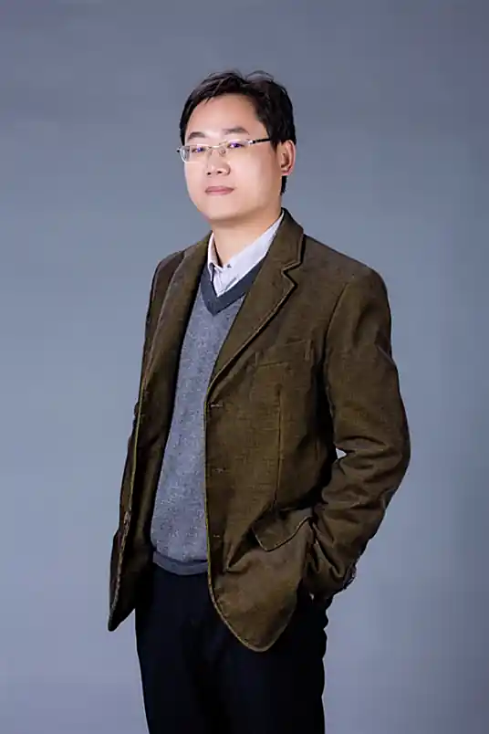 Tổng Quan về Tác Giả Vong Ngữ(Đinh Lăng Thao)